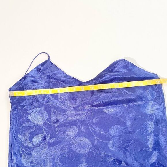 Victoria’s Secret vintage M Gold Label purple slip - Picture 8 of 9